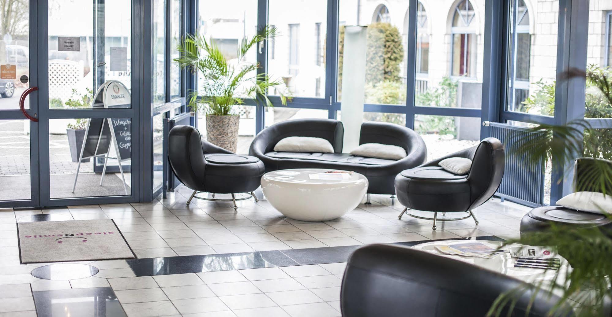 Stargaze Forum Hotel Duesseldorf-Хильден Экстерьер фото